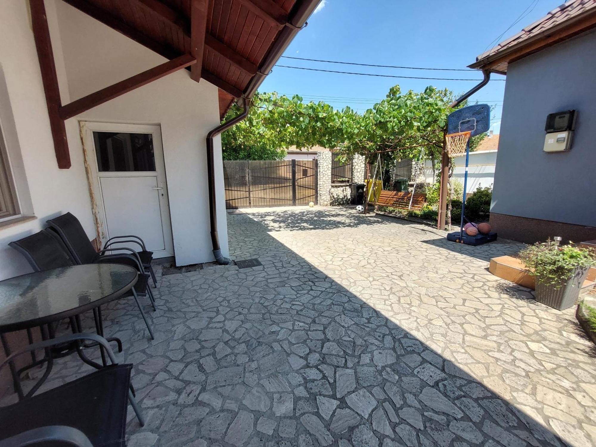 Cozy, Quiet & Family Friendly In Arad Apartment Стая снимка